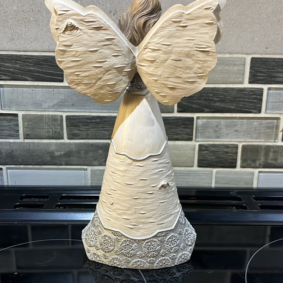 Elements Pavillion Gift Co. Grandmother Angel. Excellent condition - Picture 4 of 6